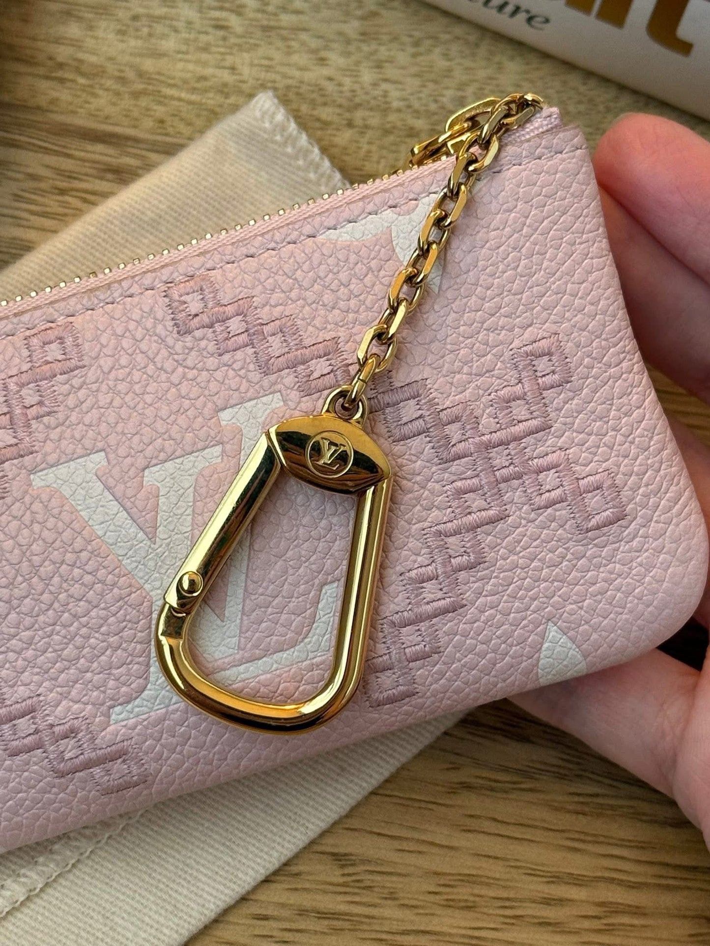 LV Broderies Key Pouch Pink