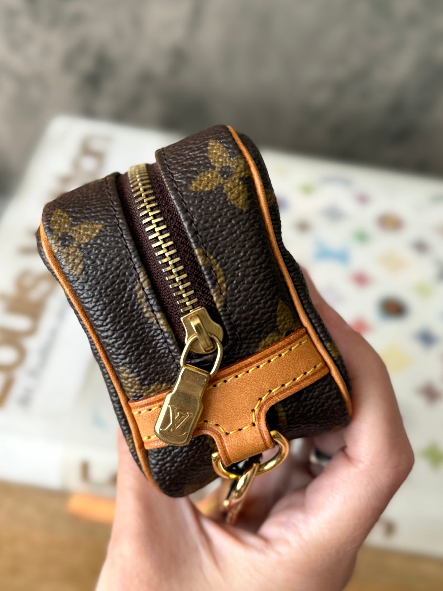 LV Wapity Pouch