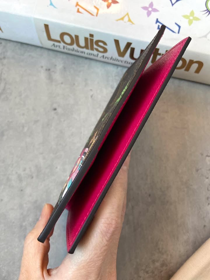 LV Hollywood Passport Holder