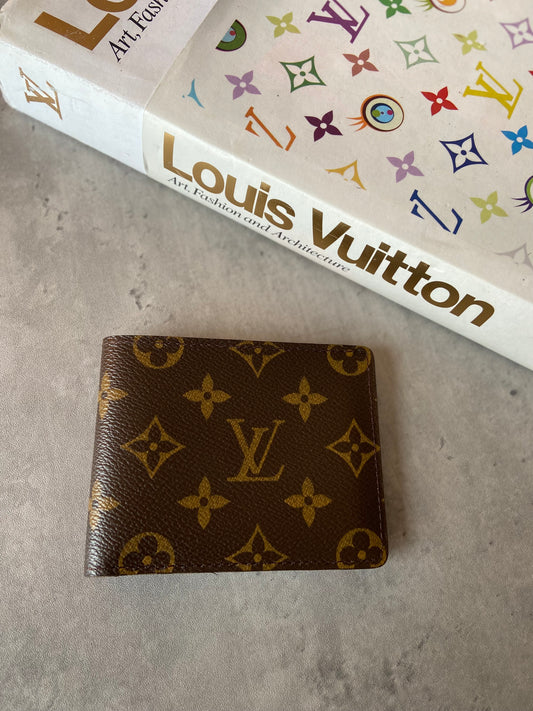 LV MEN’S WALLET MONOGRAM