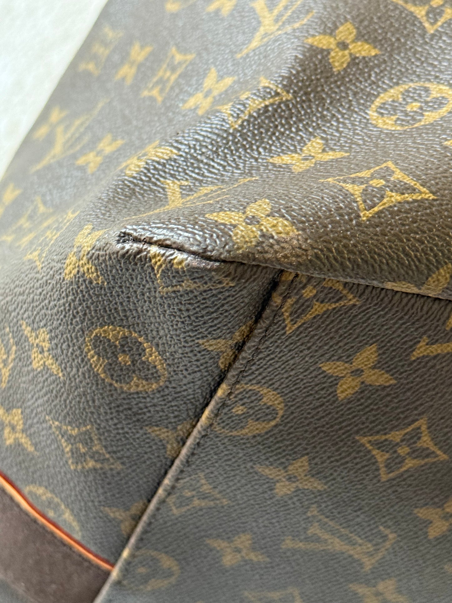 LV Weekender Beaubourg MM