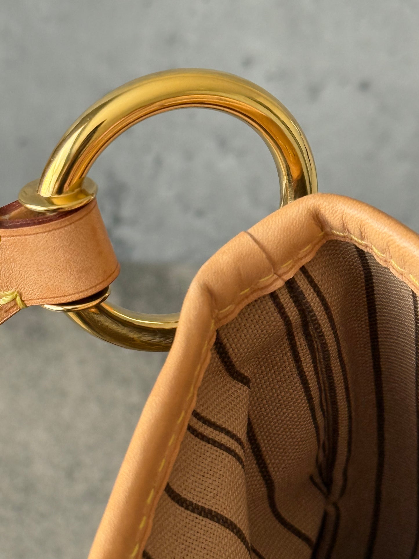 LV Delightful MM Beige