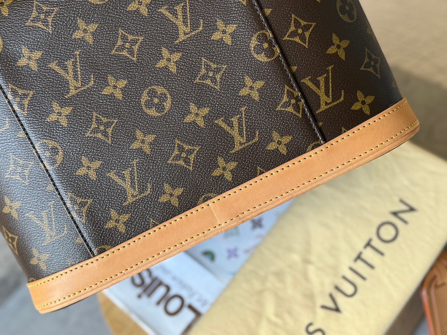 LV Nice Vanity Train Case