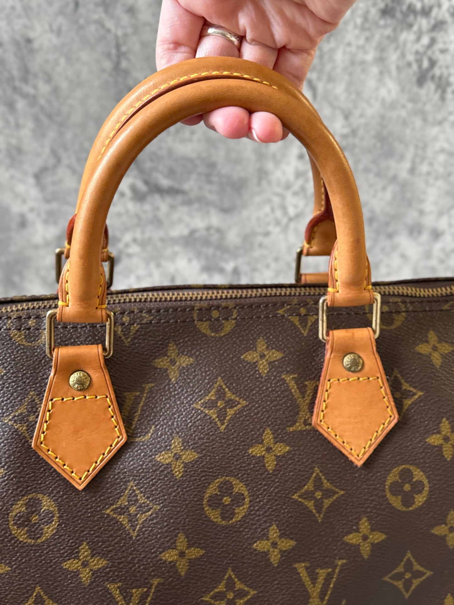 LV Speedy 35 Monogram