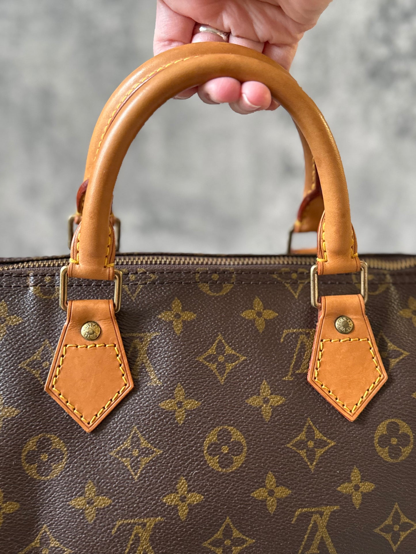 LV Speedy 35 Monogram
