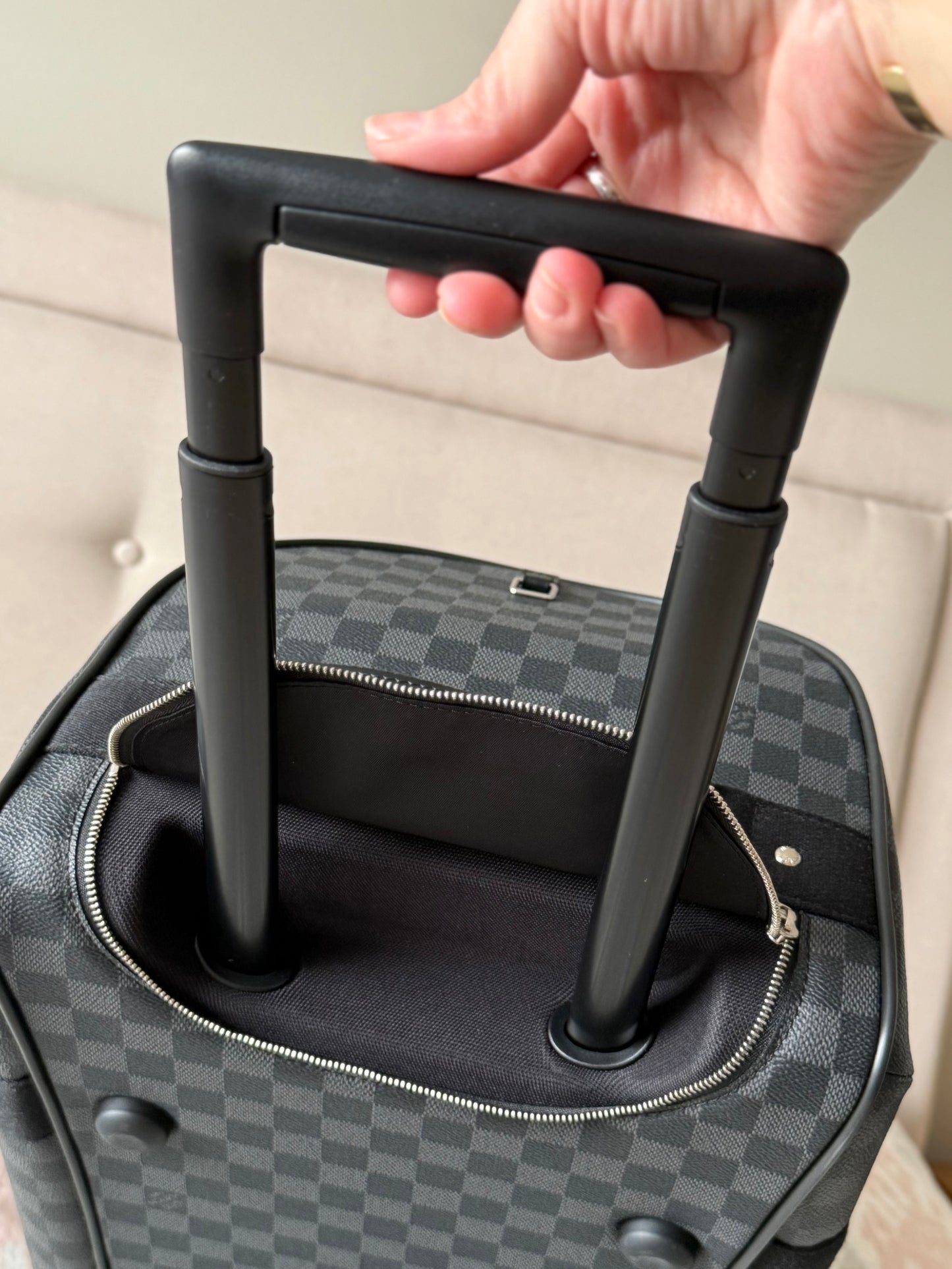 Neo Eole 55 Graphite Rolling bag