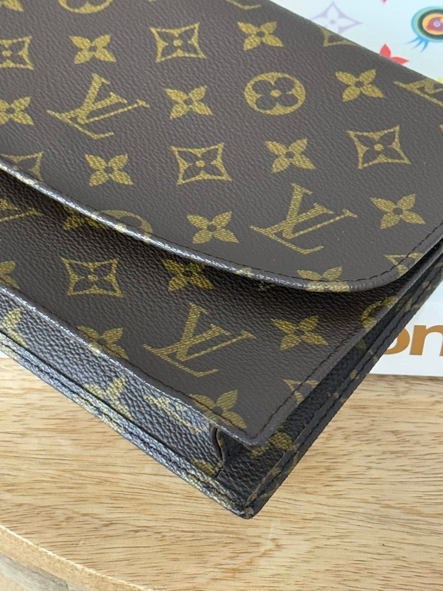 LV Rabat 23 Clutch