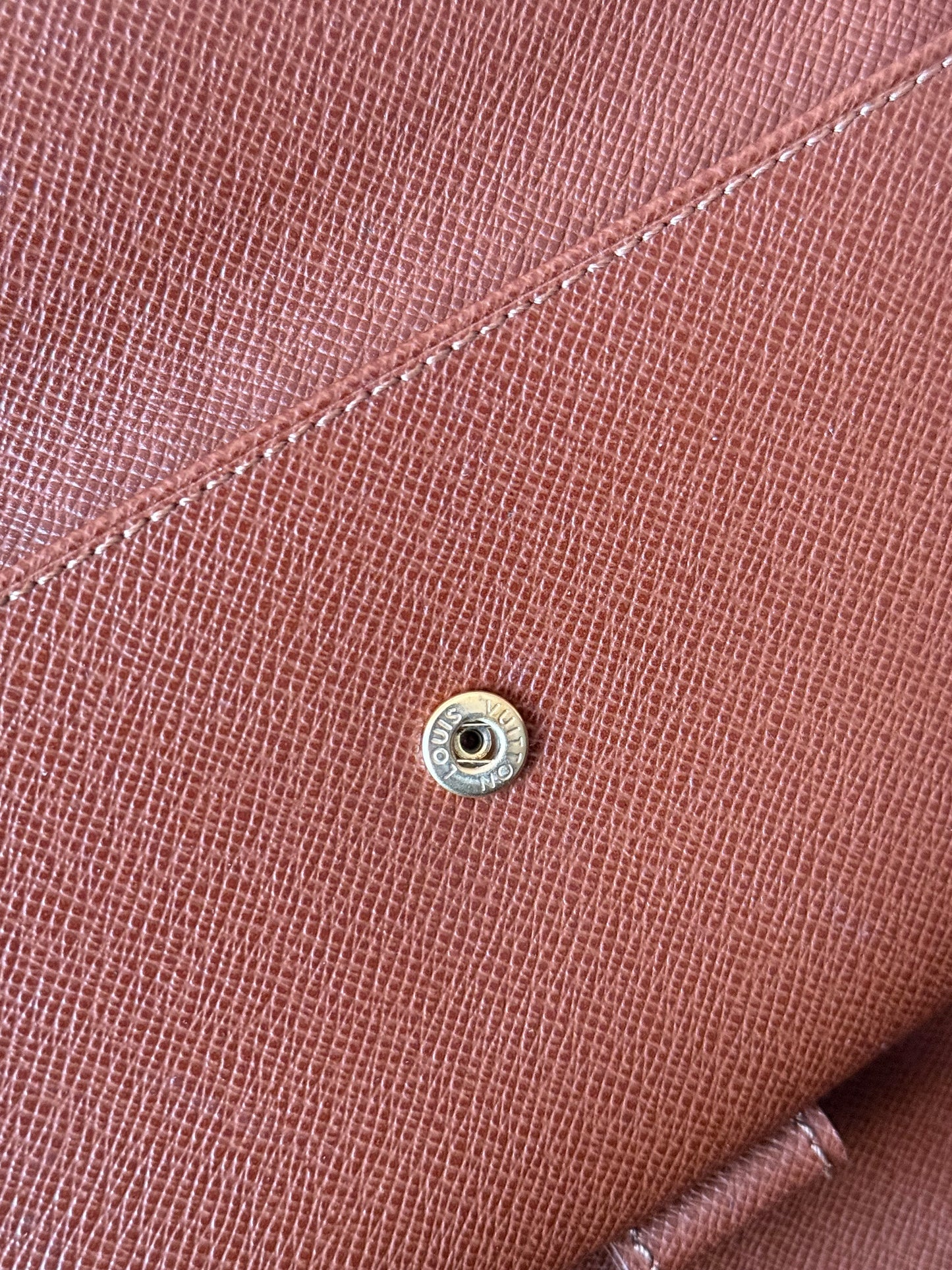 LV International Wallet
