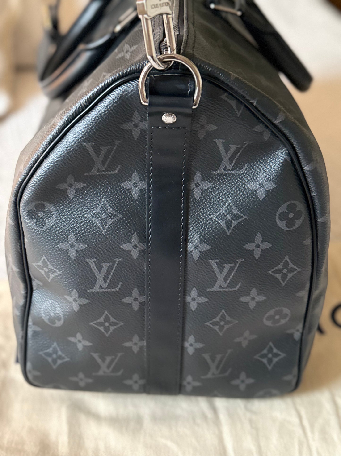 LV Keepall Bandouliere 45 Eclipse