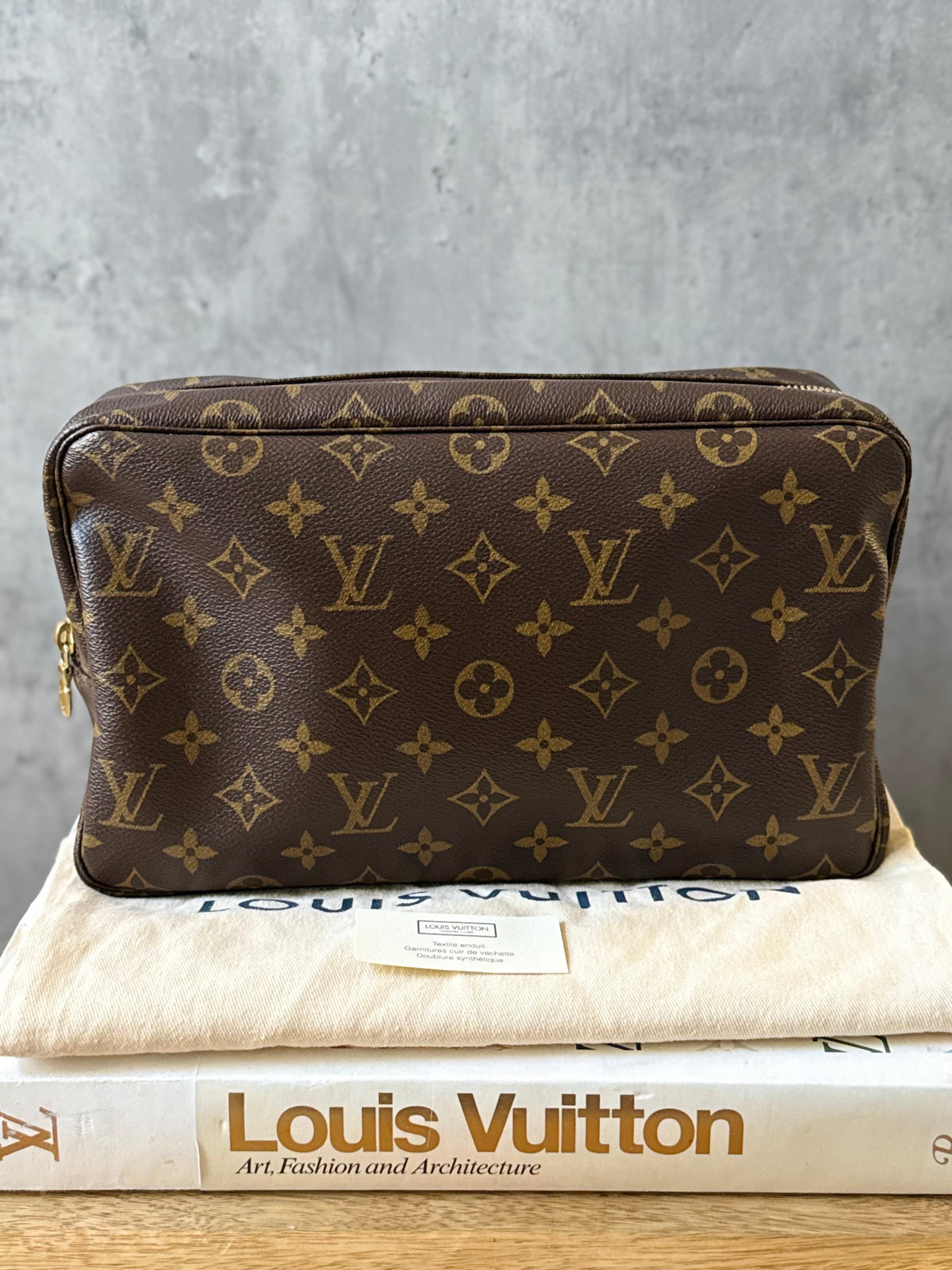 LV Trousse 28 Monogram