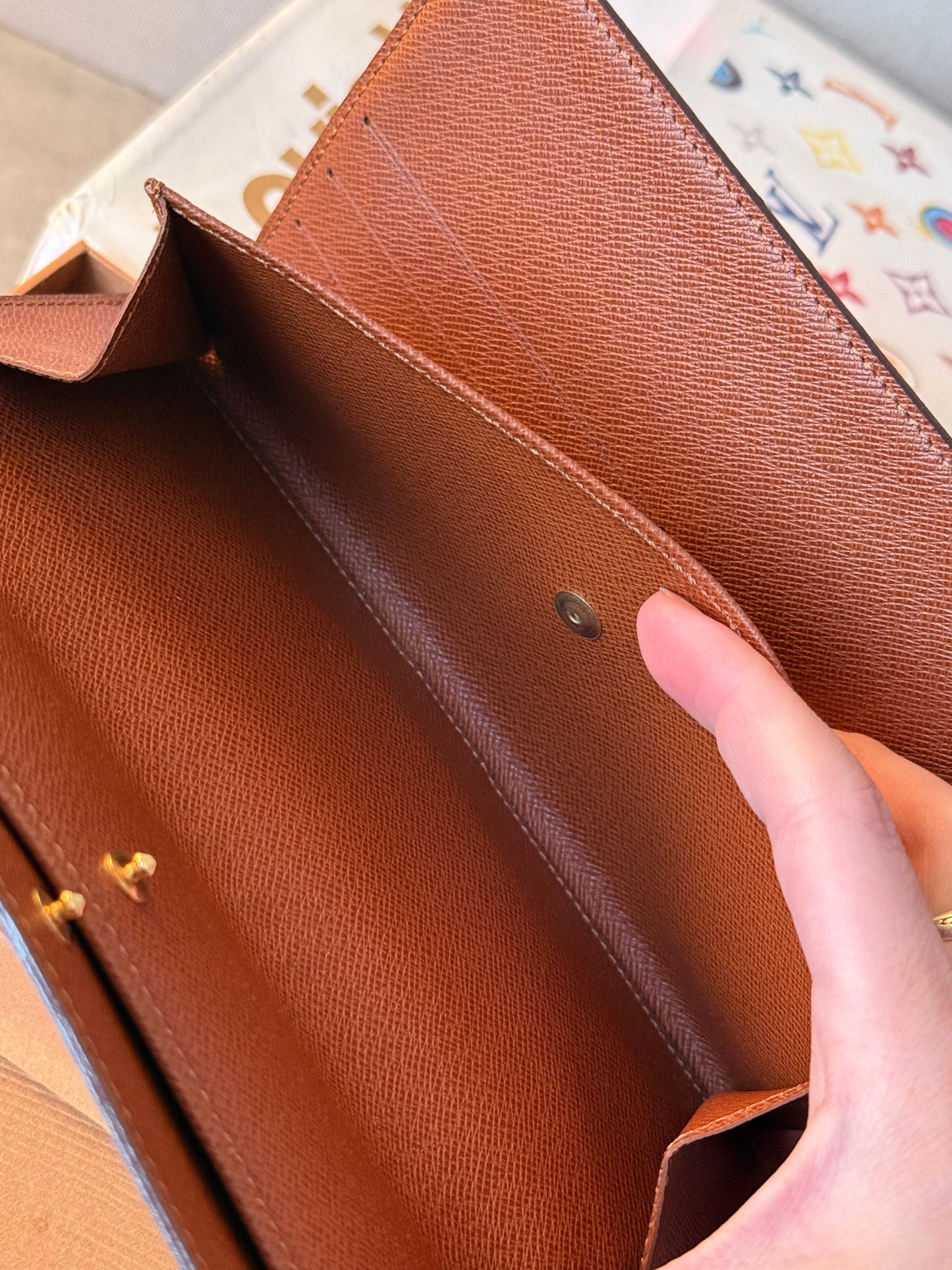 LV International Wallet