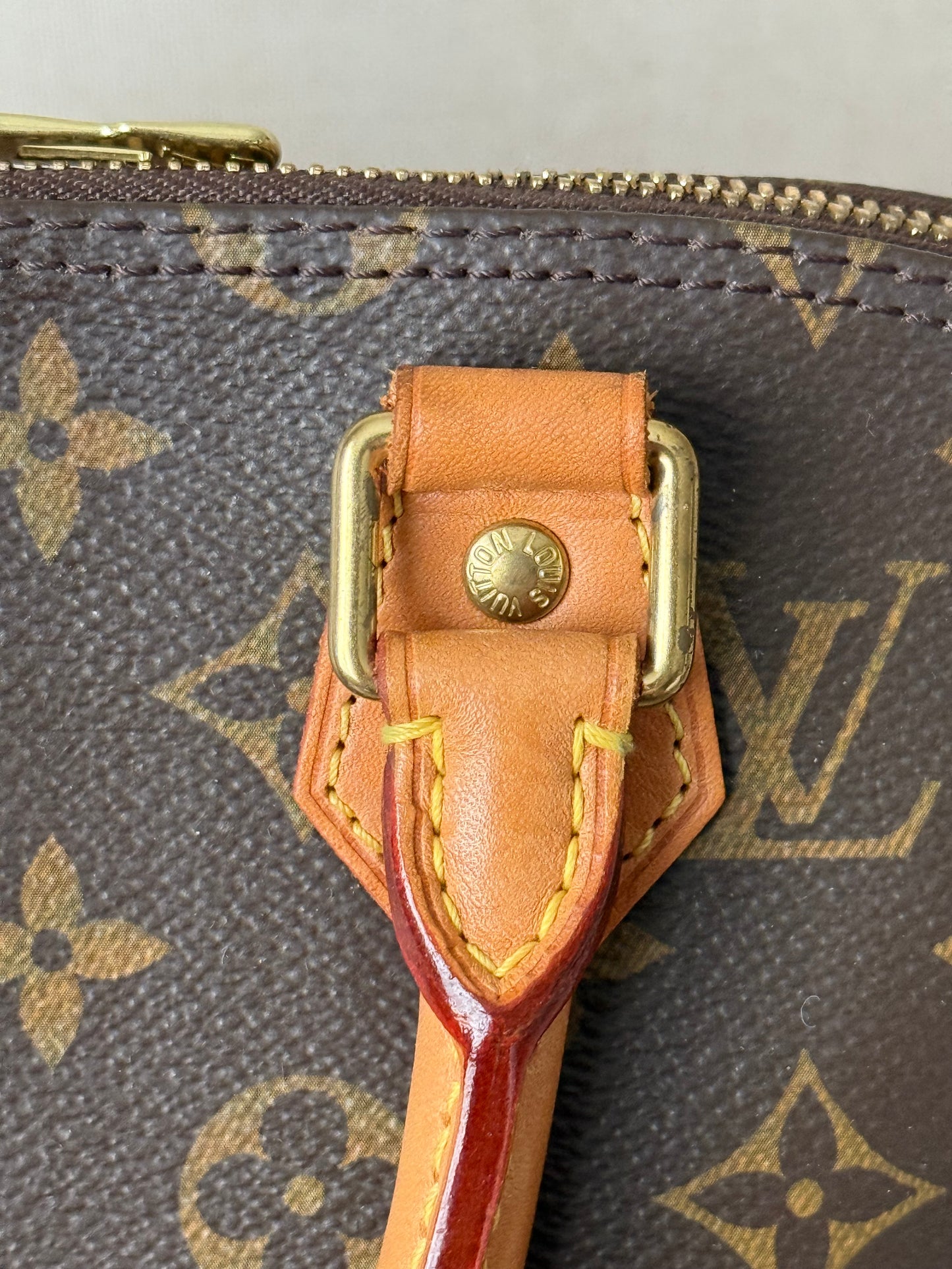 Alma MM handbag
