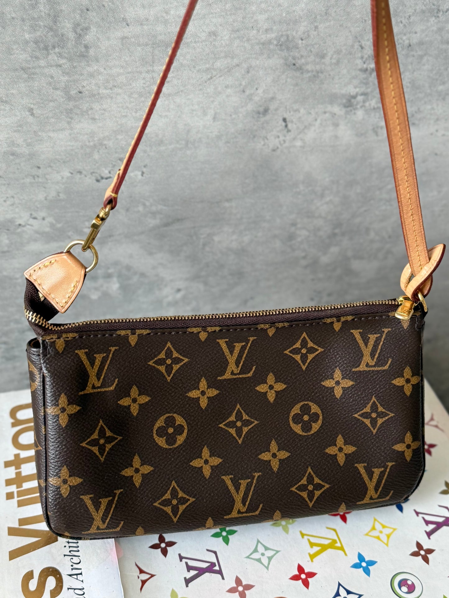 LV Pochette Accesoires NM