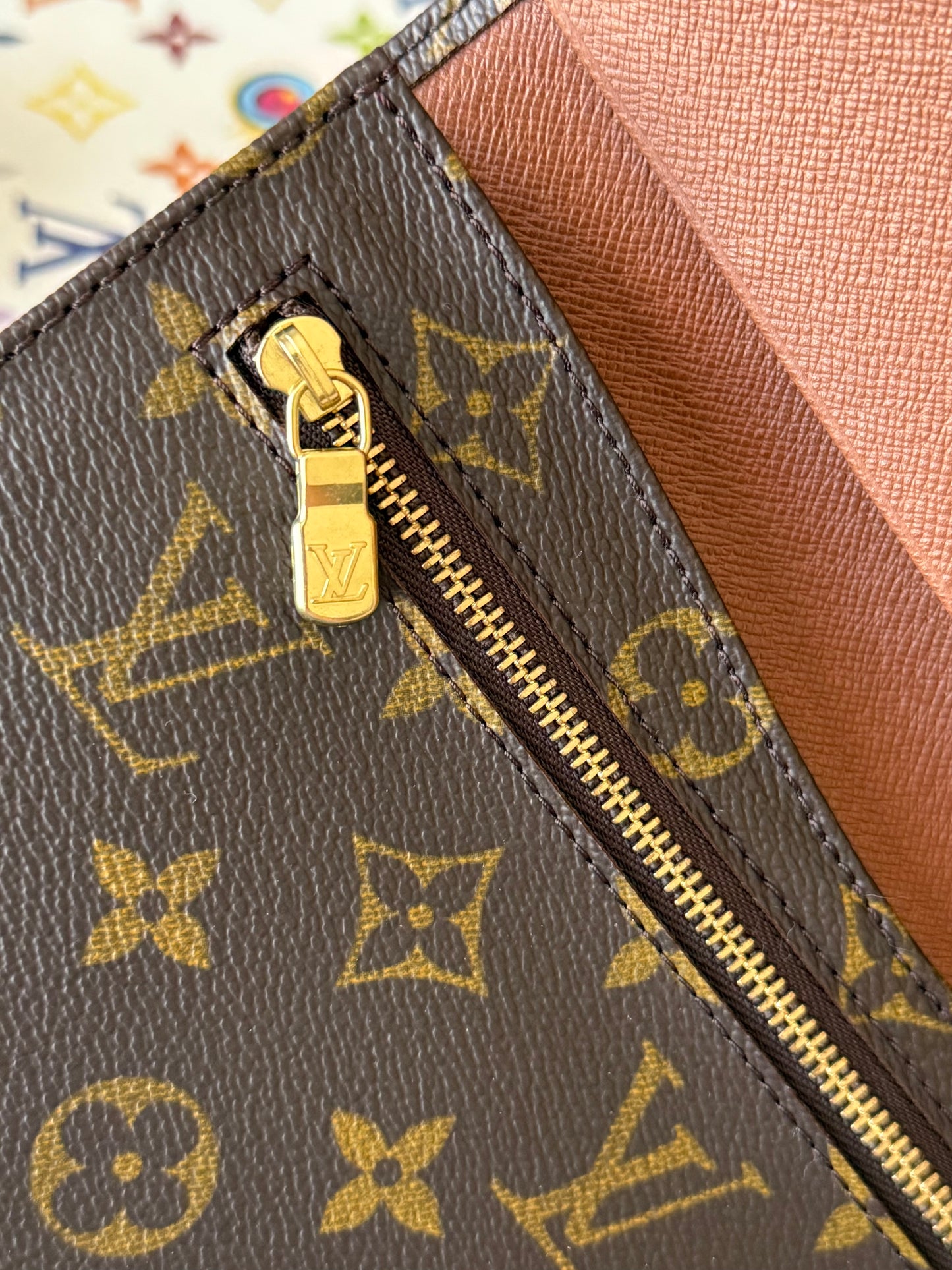 LV Rabat 23 Clutch