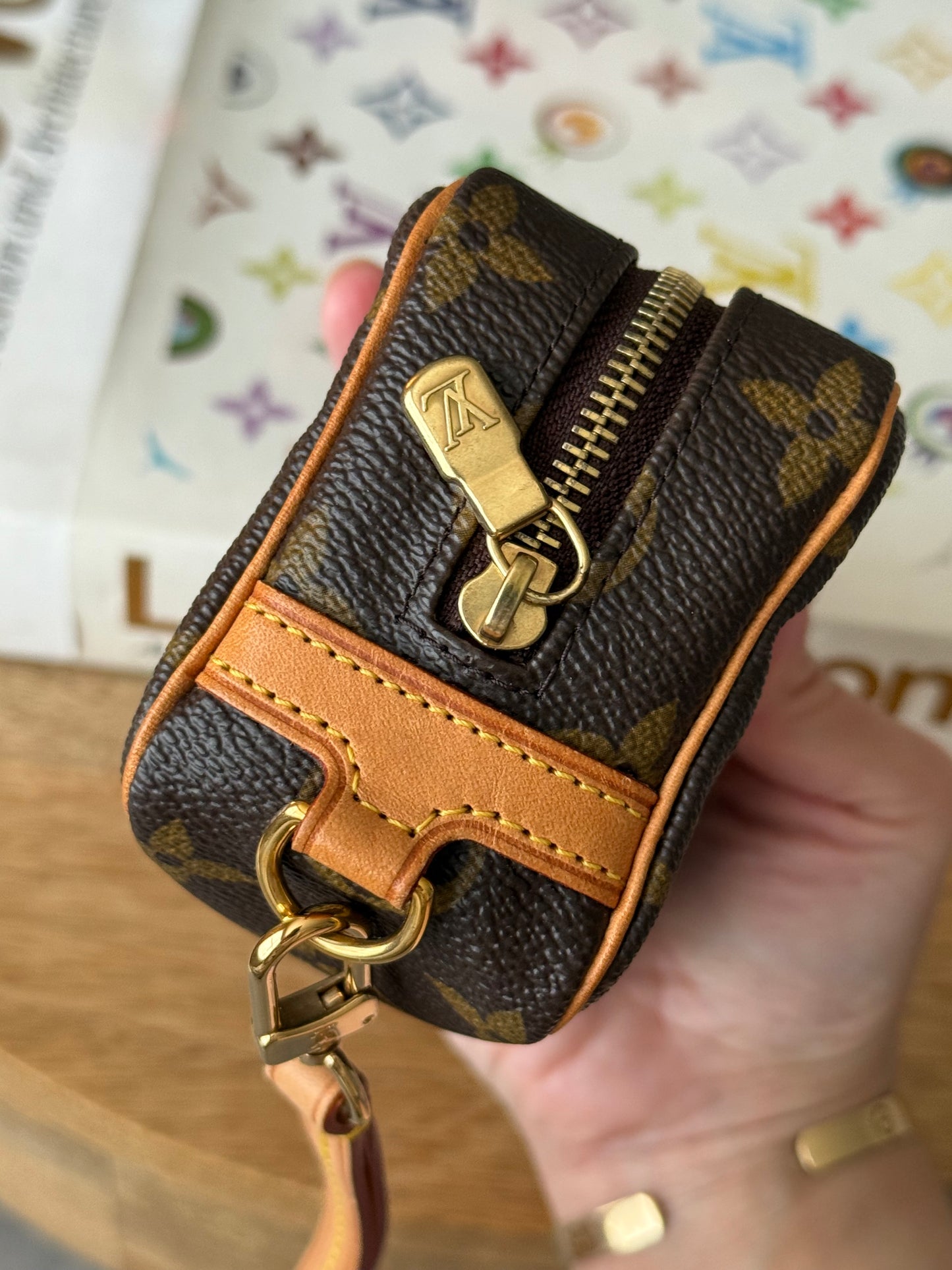 LV Wapity Pouch