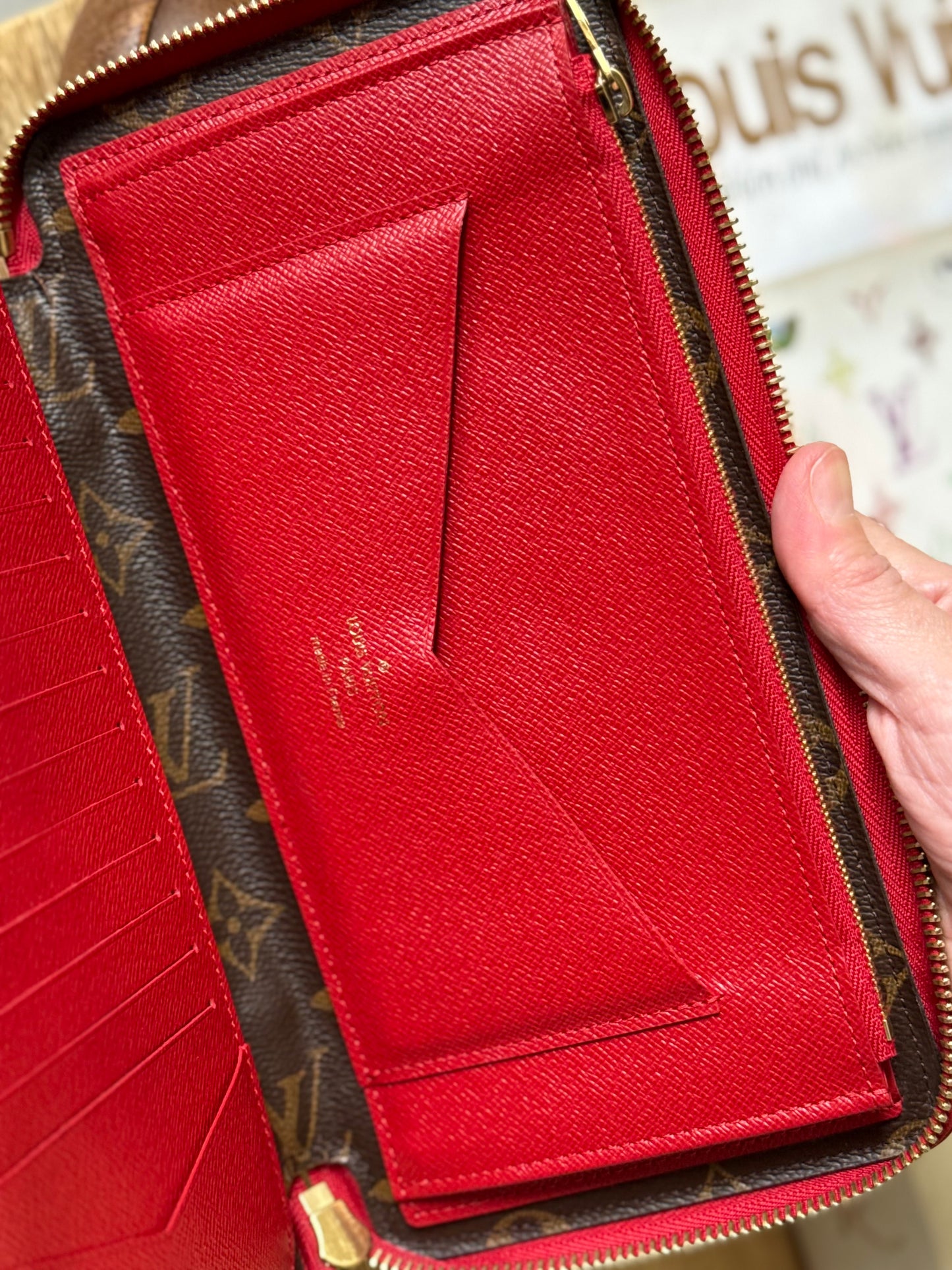 LV Daily Organizer Cerise wallet
