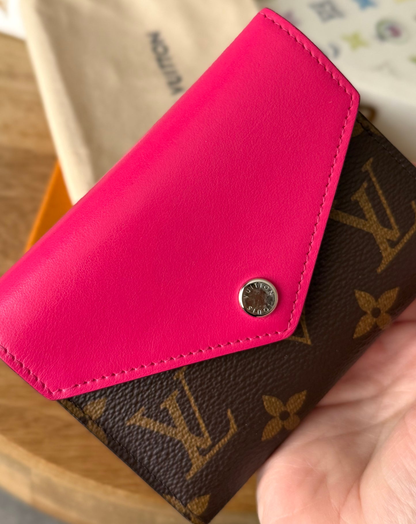 LV Victorine wallet pink