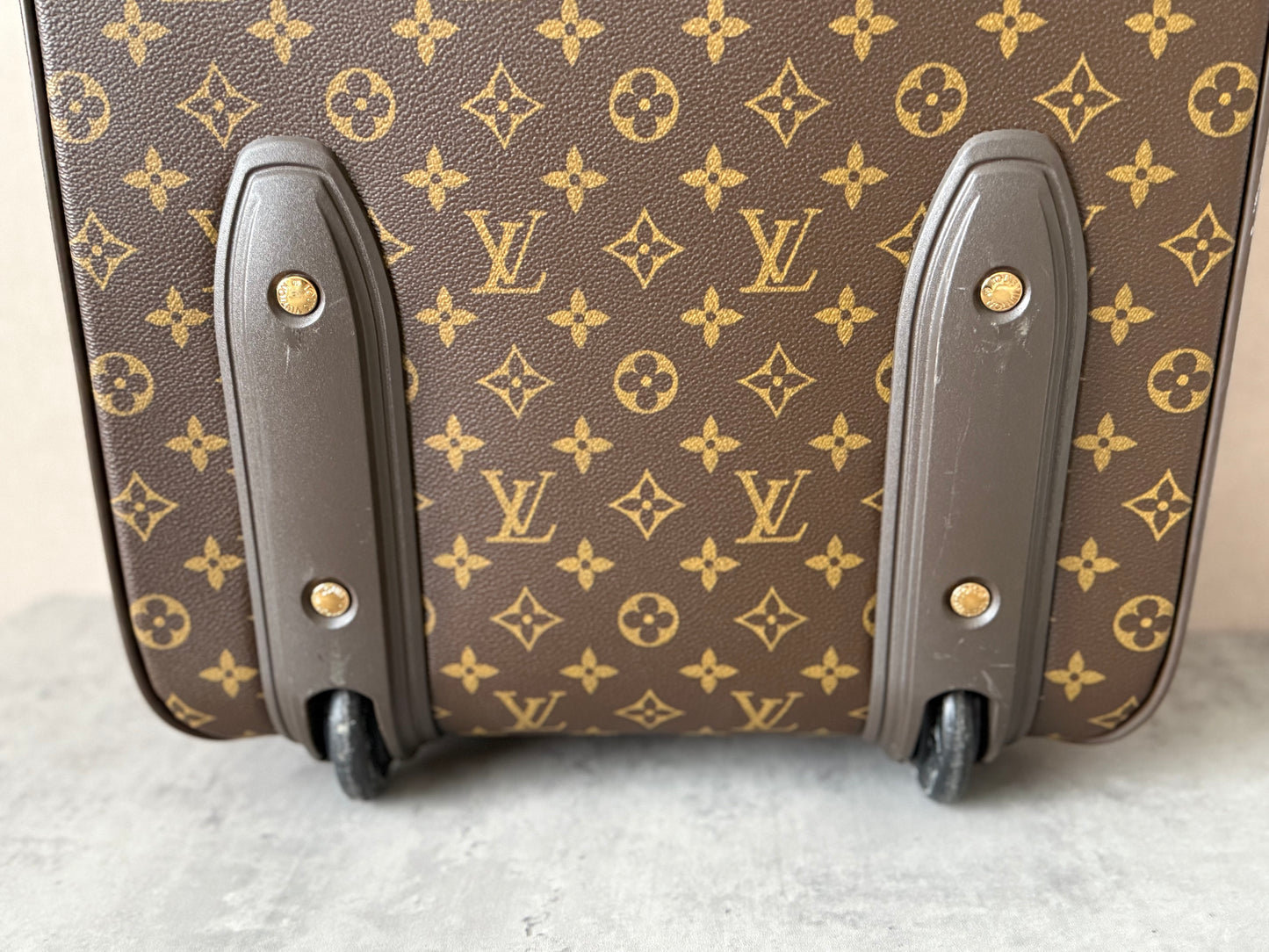 LV Pegase 45 Rolling Luggage