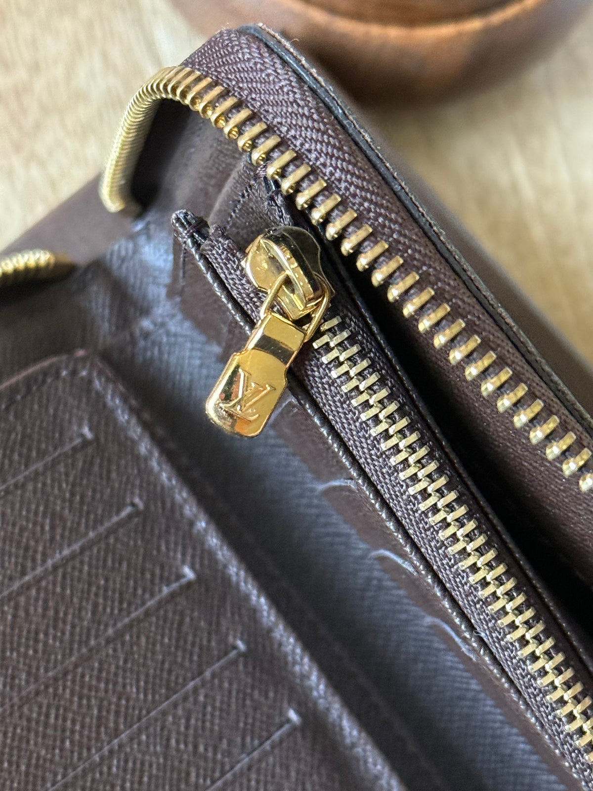 LV Zippy Compact Wallet DE