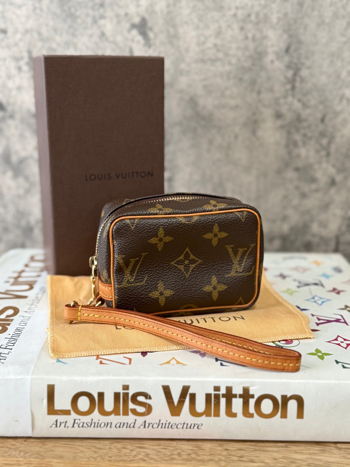 LV Wapity Pouch