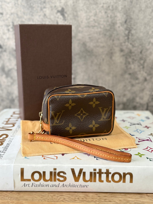 LV Wapity Pouch