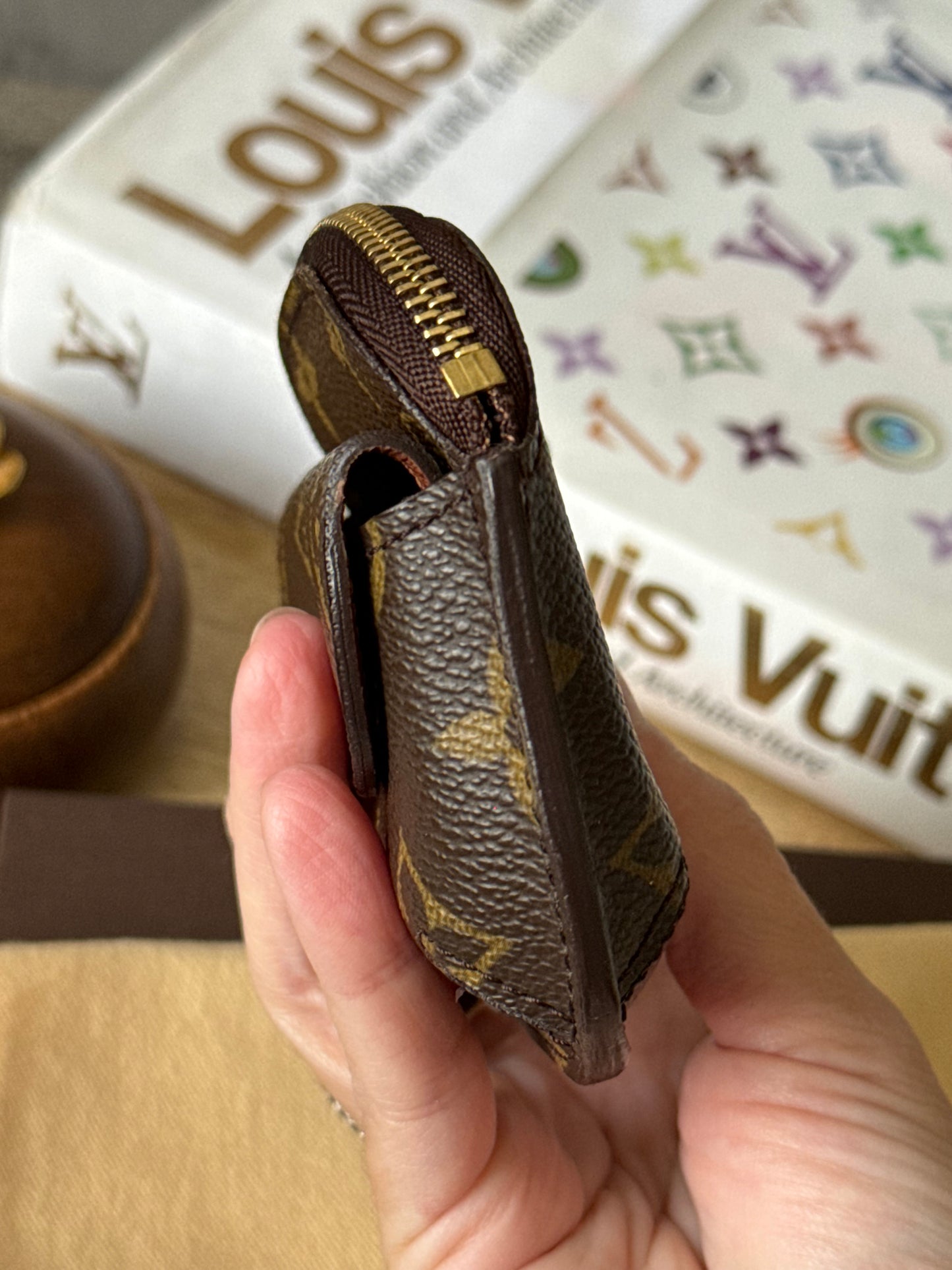 LV Schilling Coin Pouch