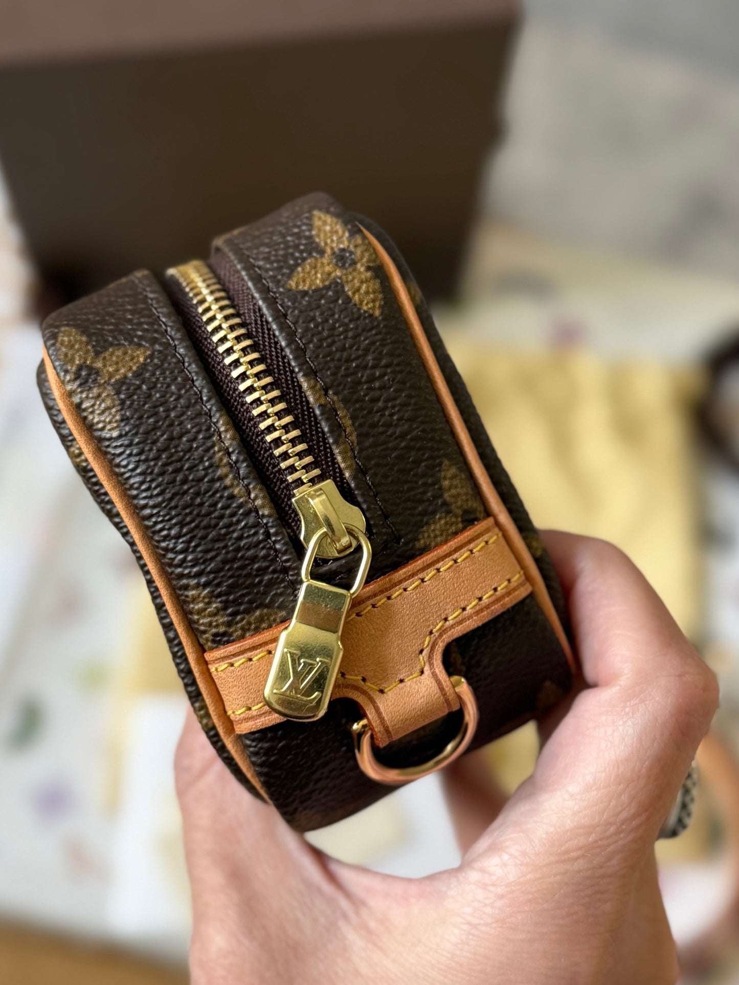 LV Wapity Pouch