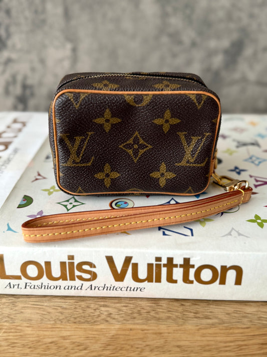 LV Wapity Pouch