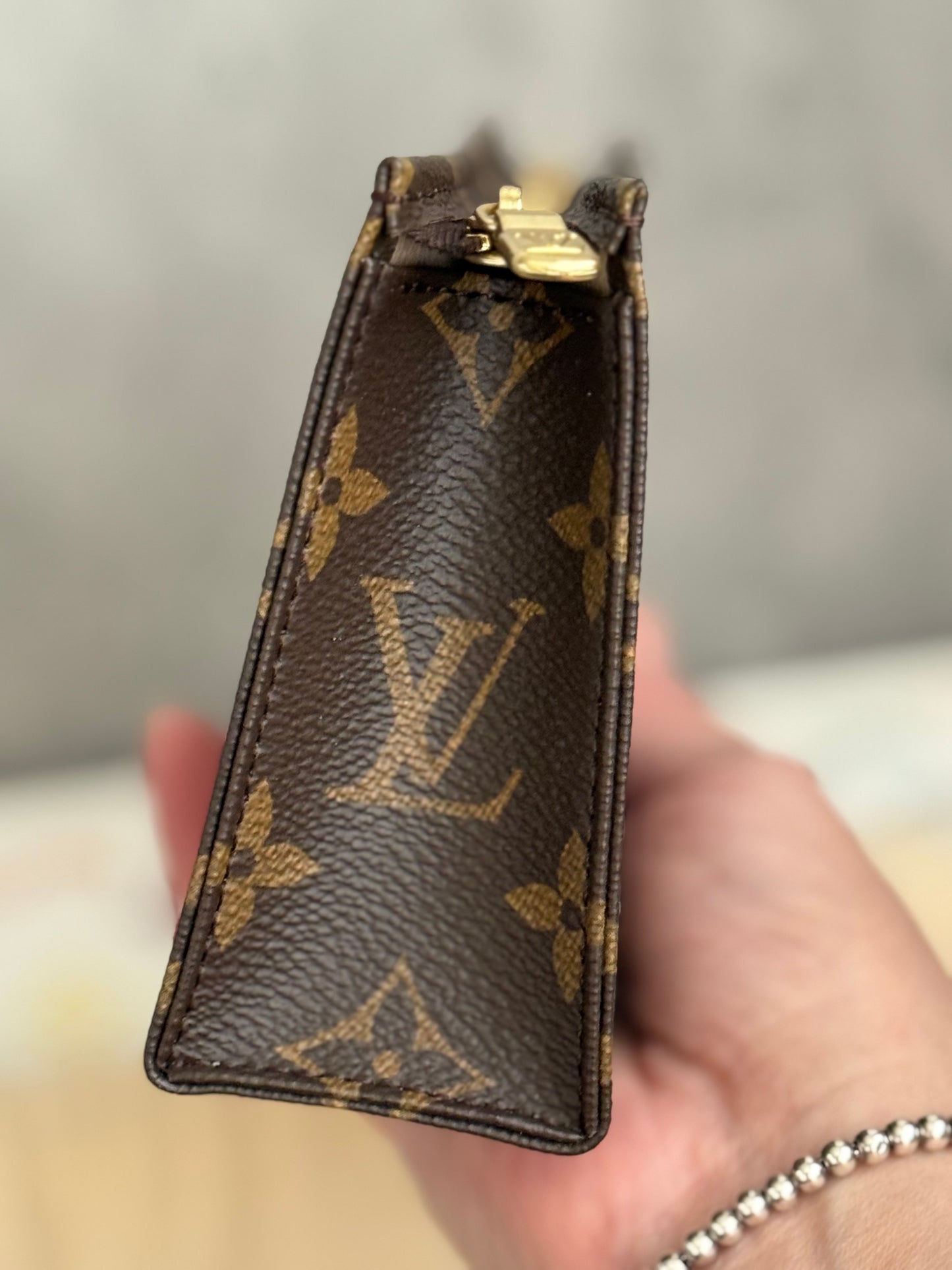 LV Toiletry 15 Monogram