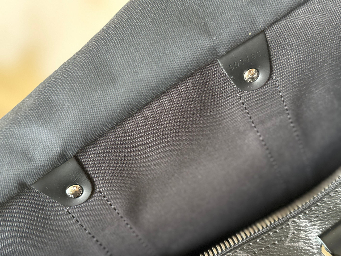 LV Keepall Bandouliere 45 Eclipse