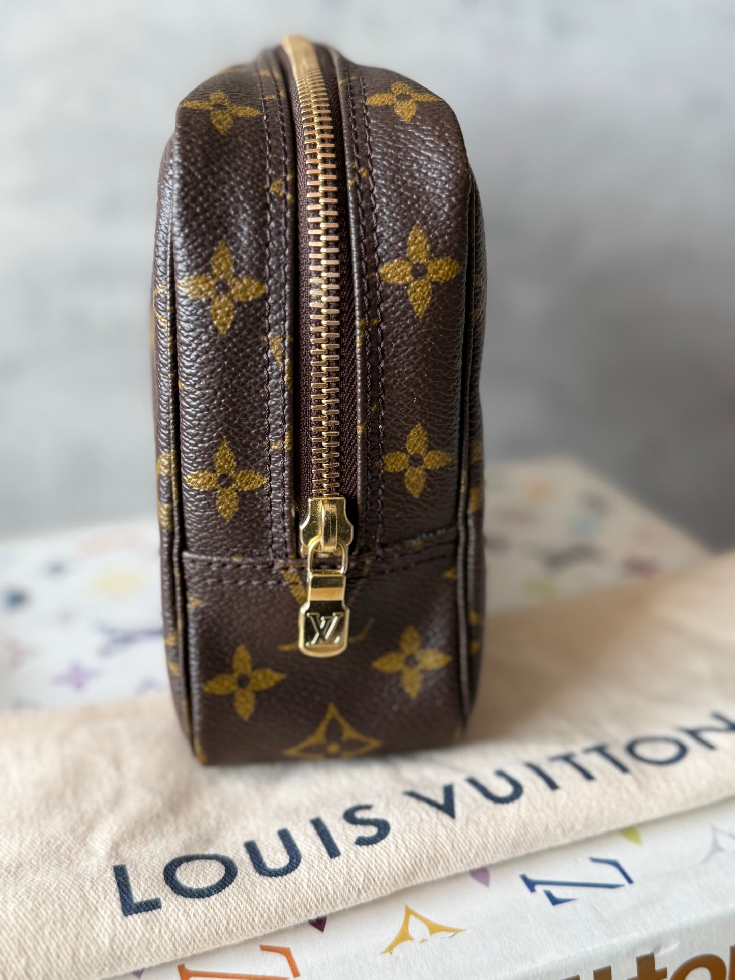 LV Trousse 23 (Newer Model)