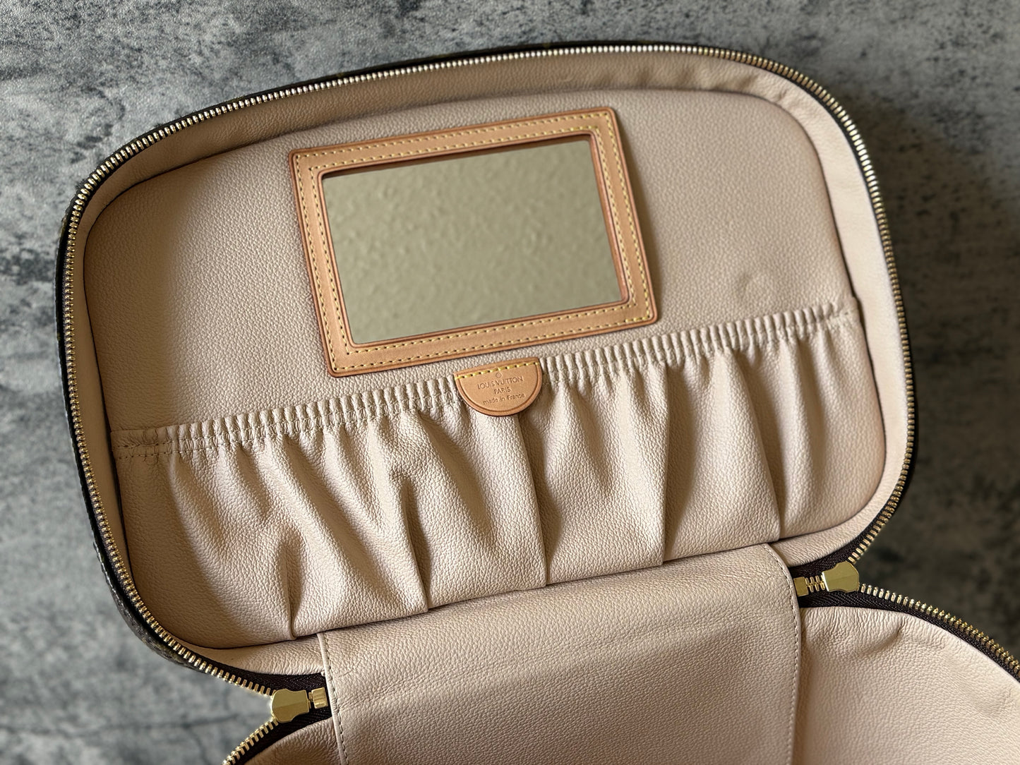 LV Nice Vanity Train Case