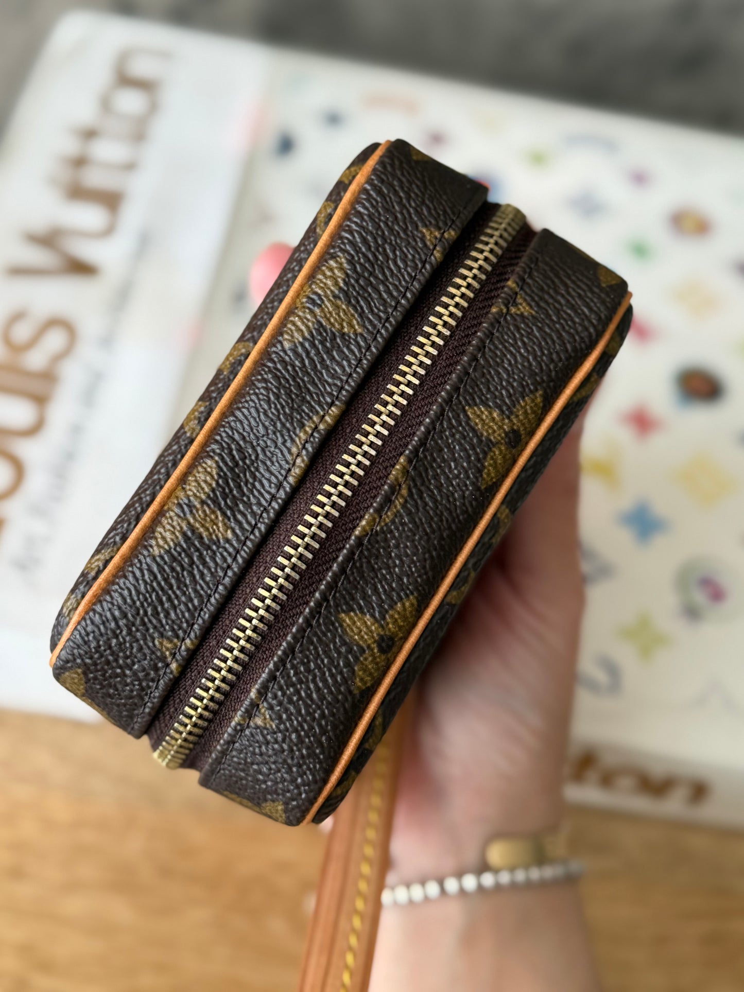 LV Wapity Pouch