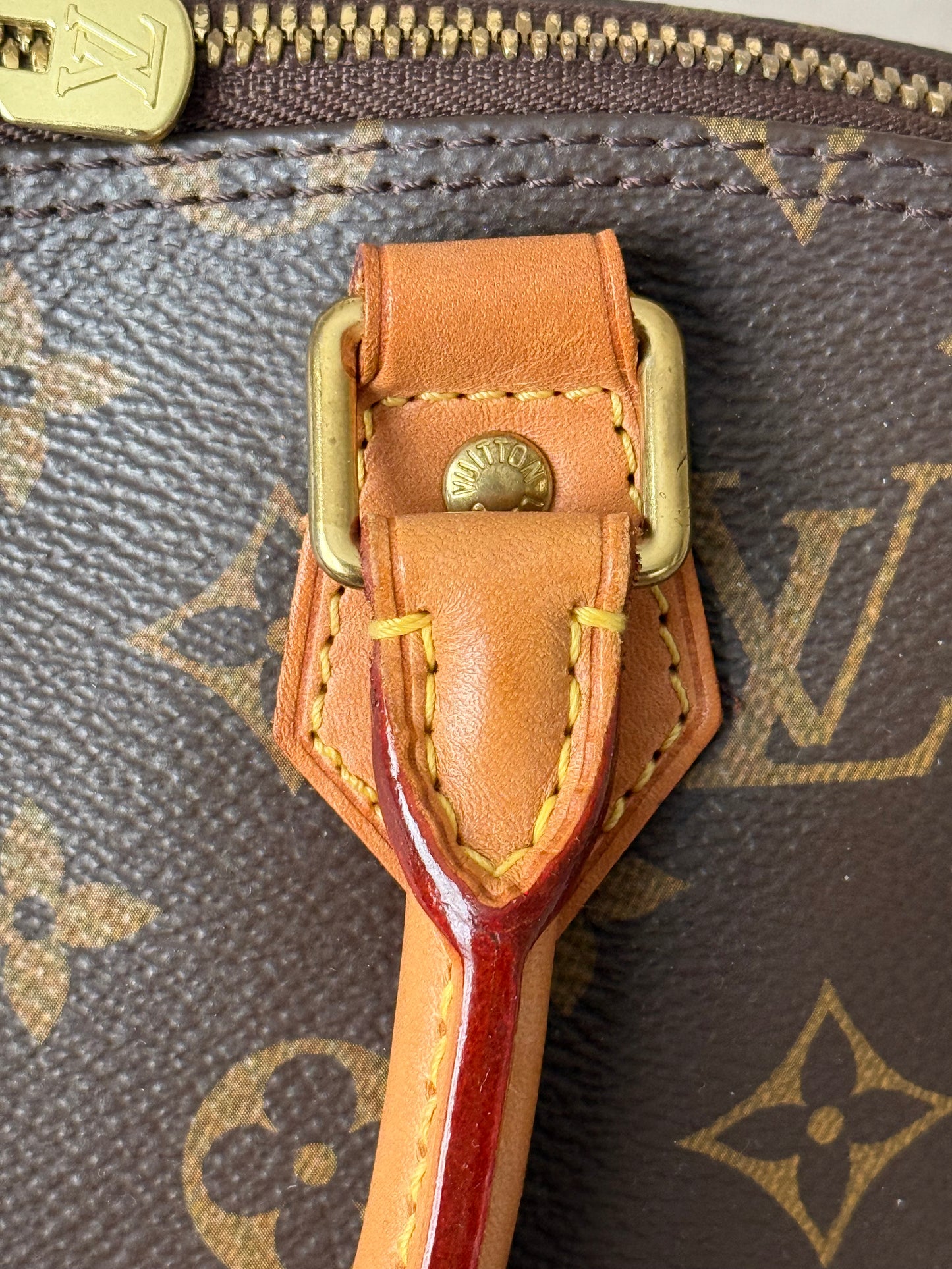 Alma MM handbag