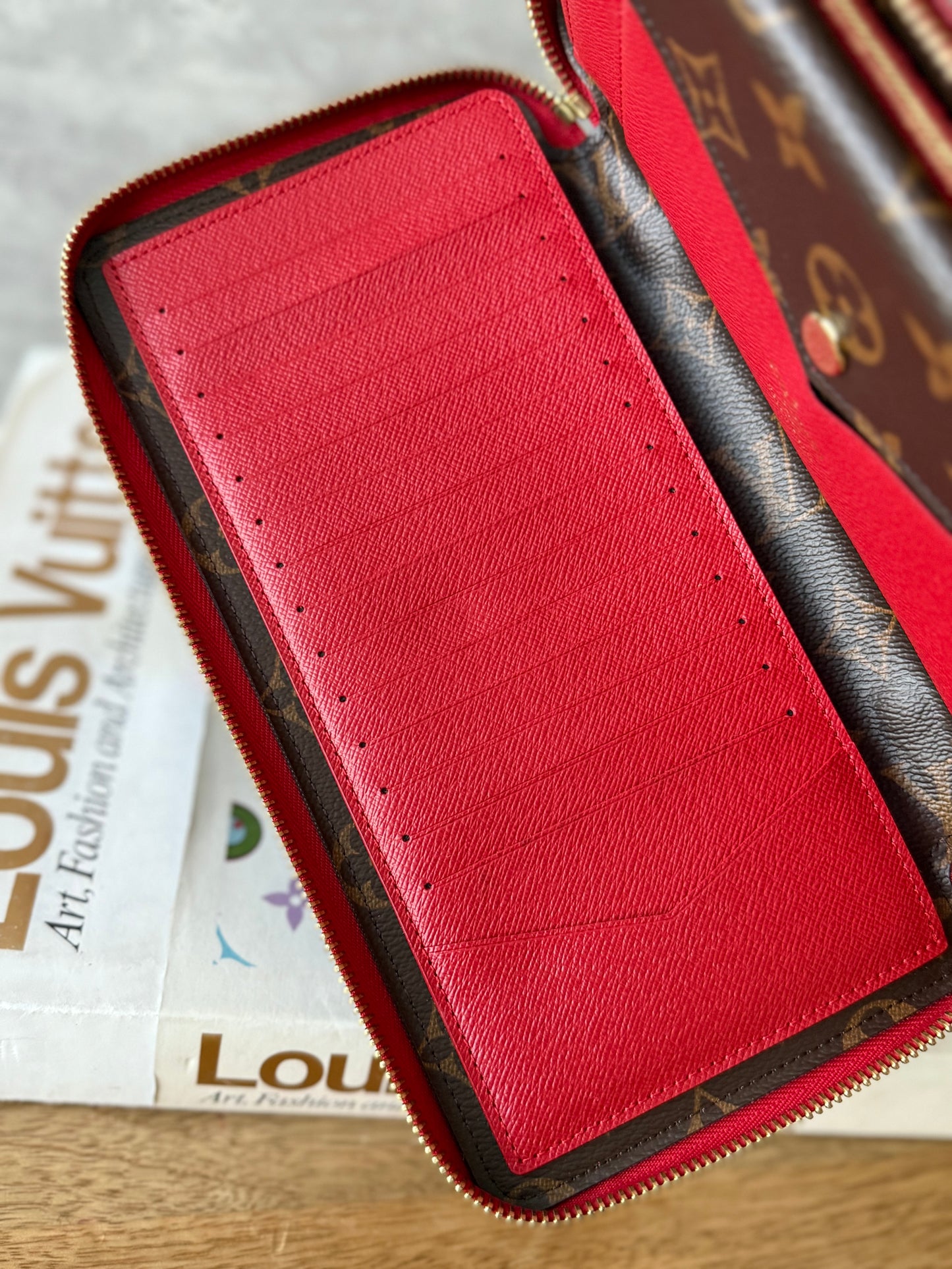 LV Cerise Daily organizer