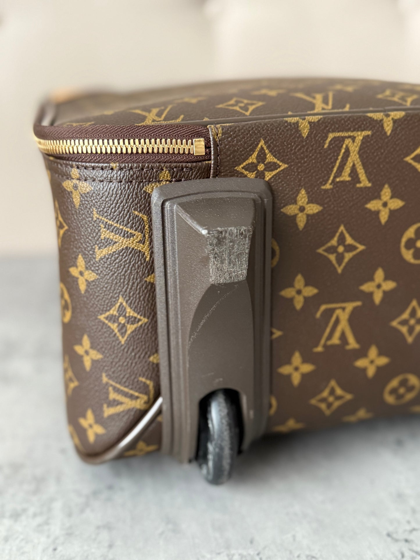 LV Pegase 45 Rolling Luggage