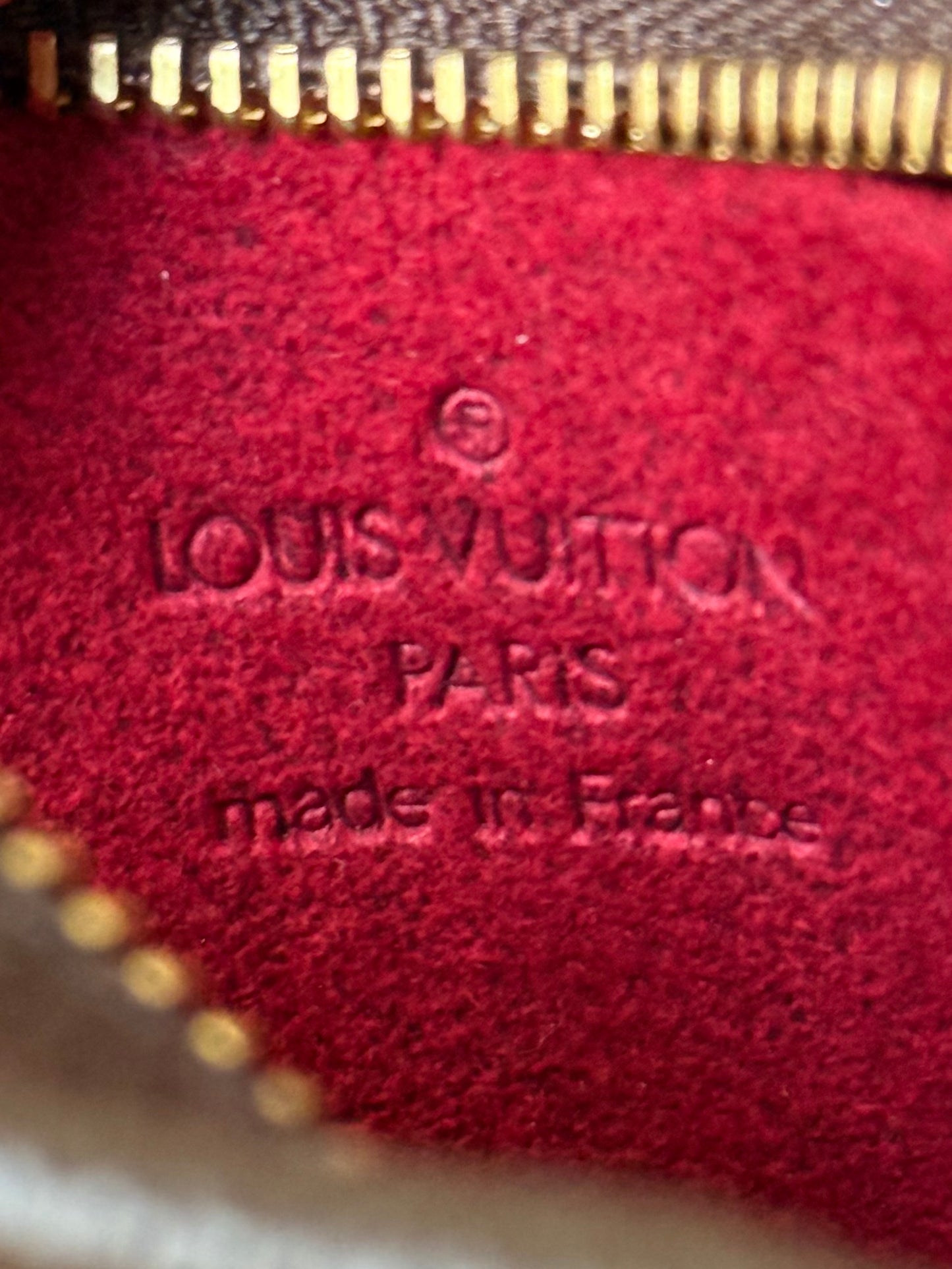 LV Wapity Pouch
