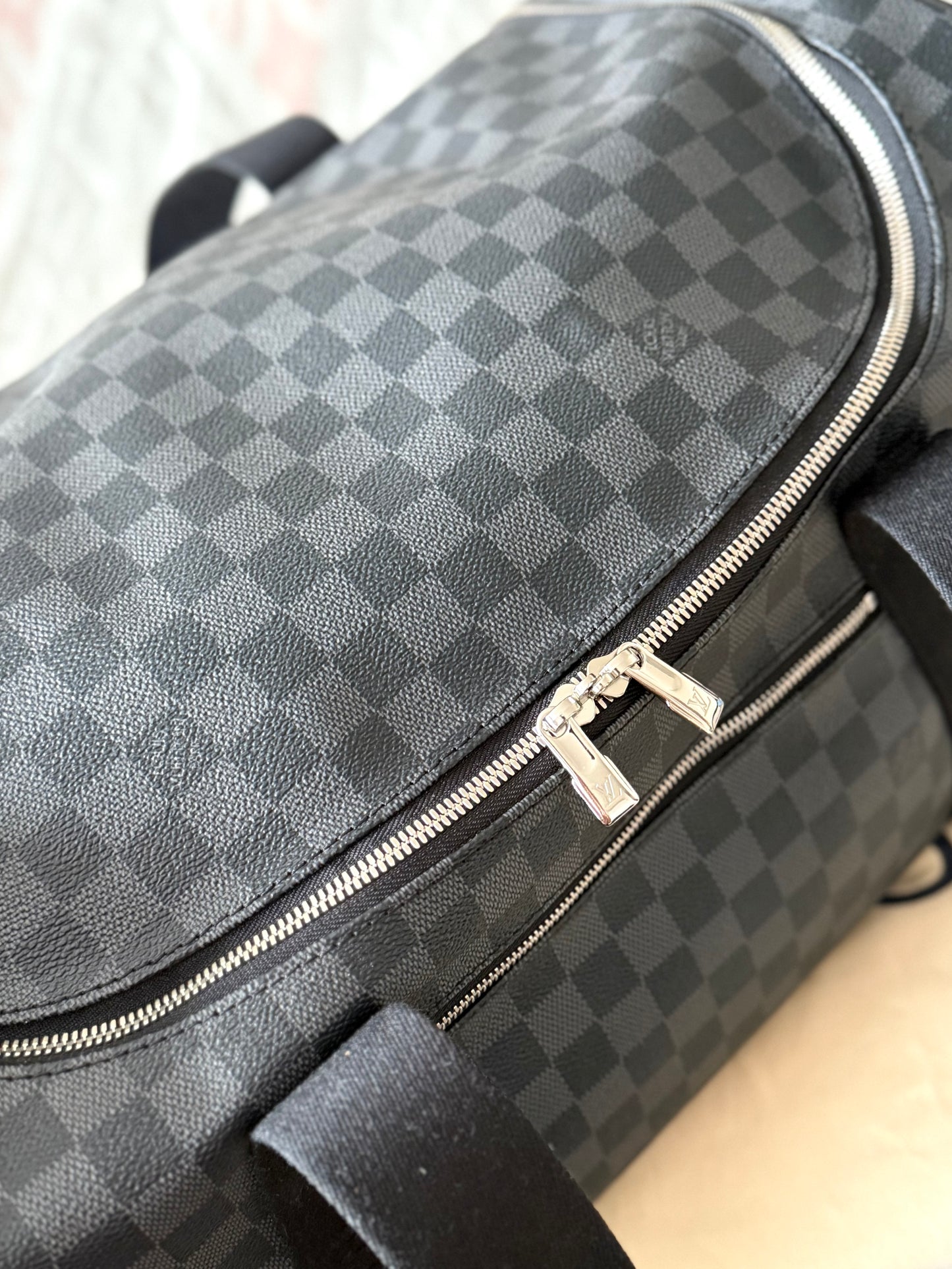 Neo Eole 55 Graphite Rolling bag