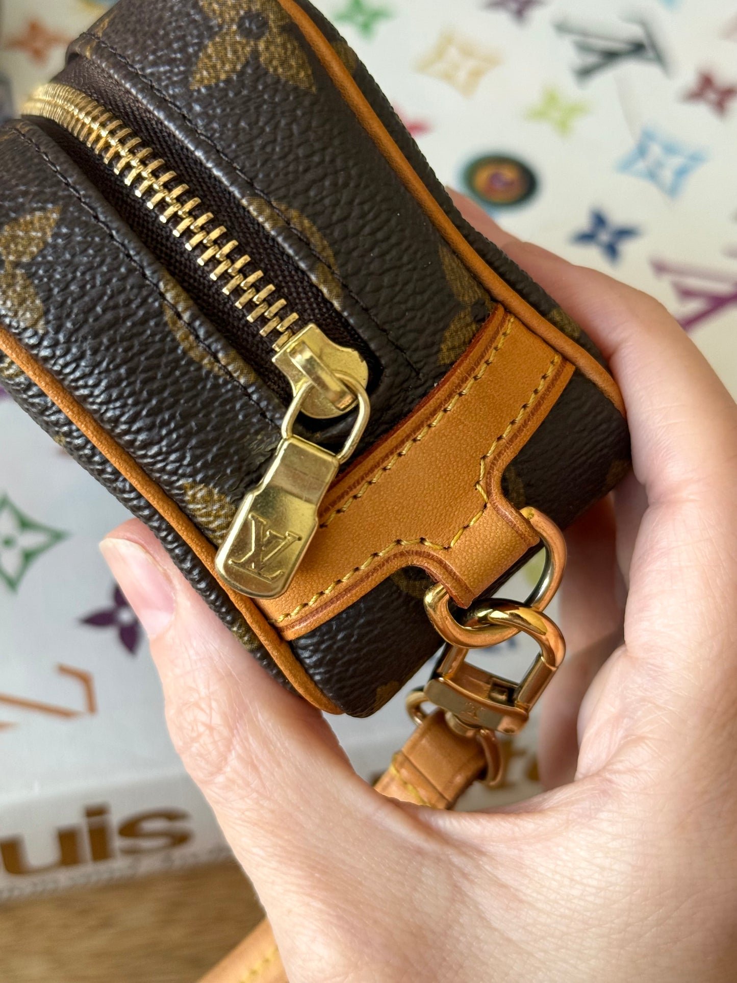 LV Wapity Pouch