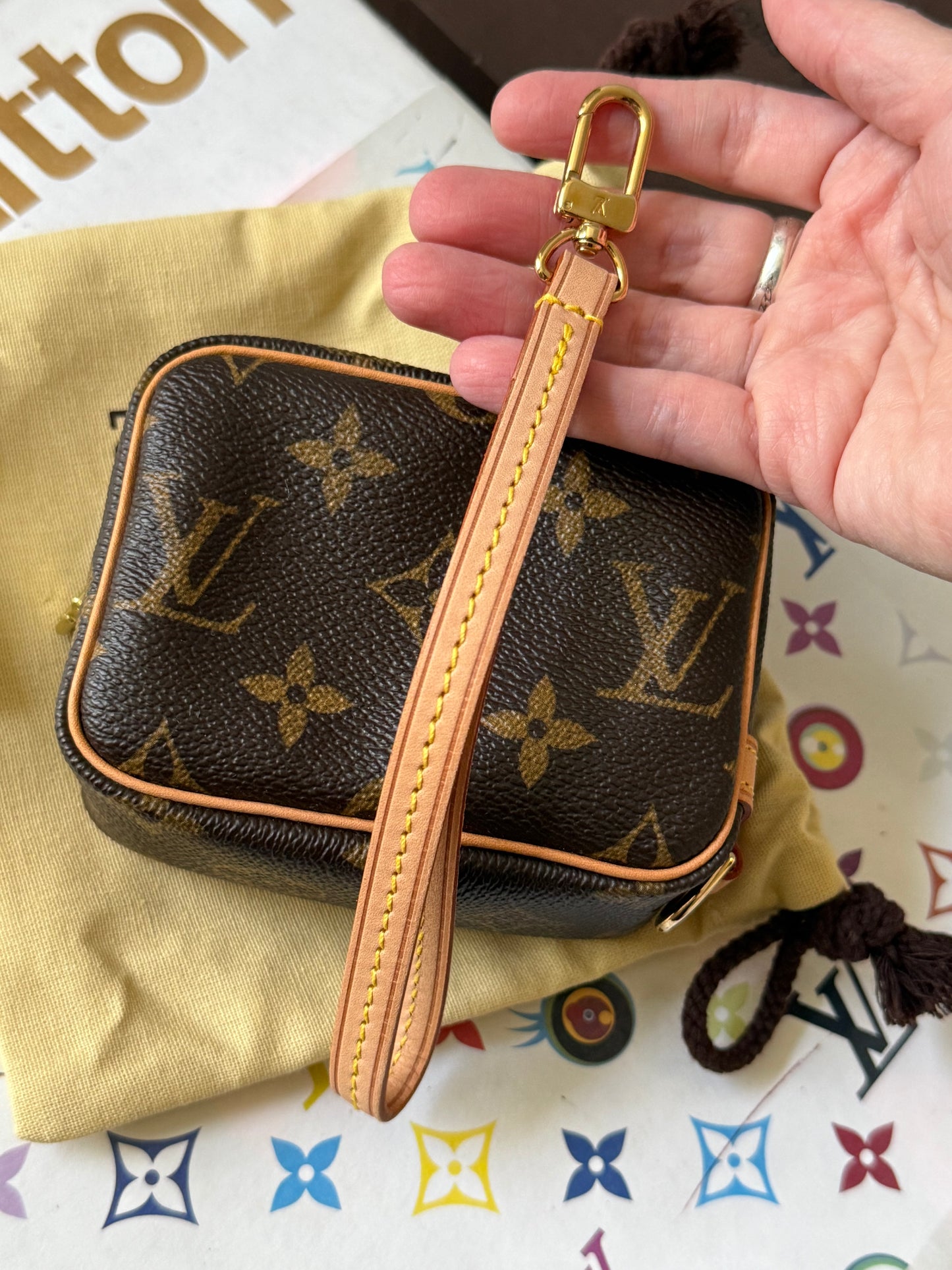 LV Wapity Pouch