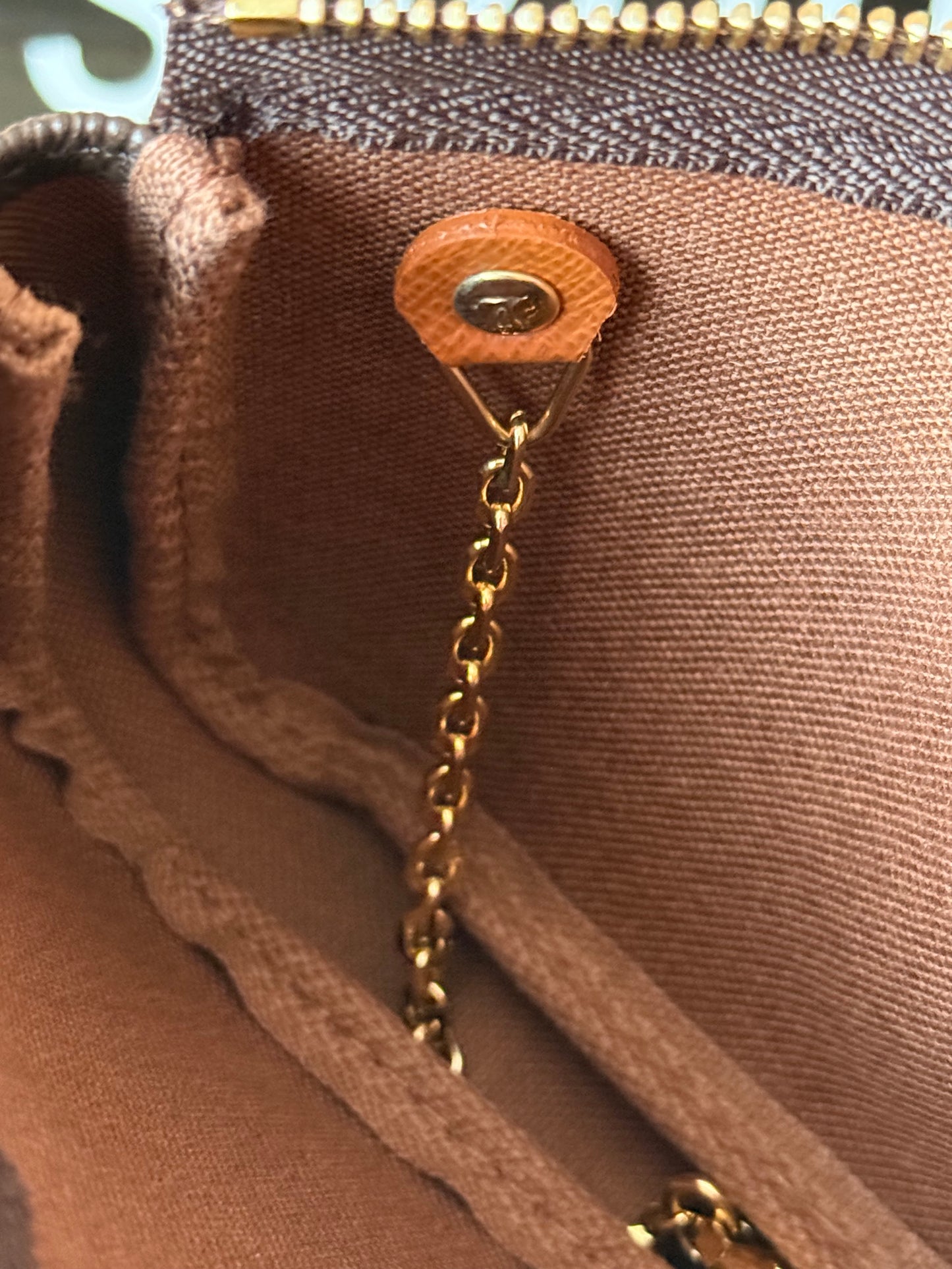 LV Key Pouch Trunk Limited Edition