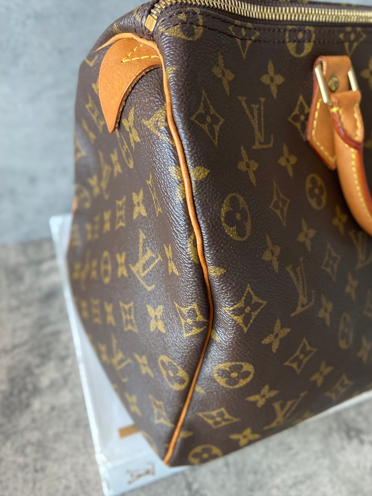 LV Speedy 35 monogram