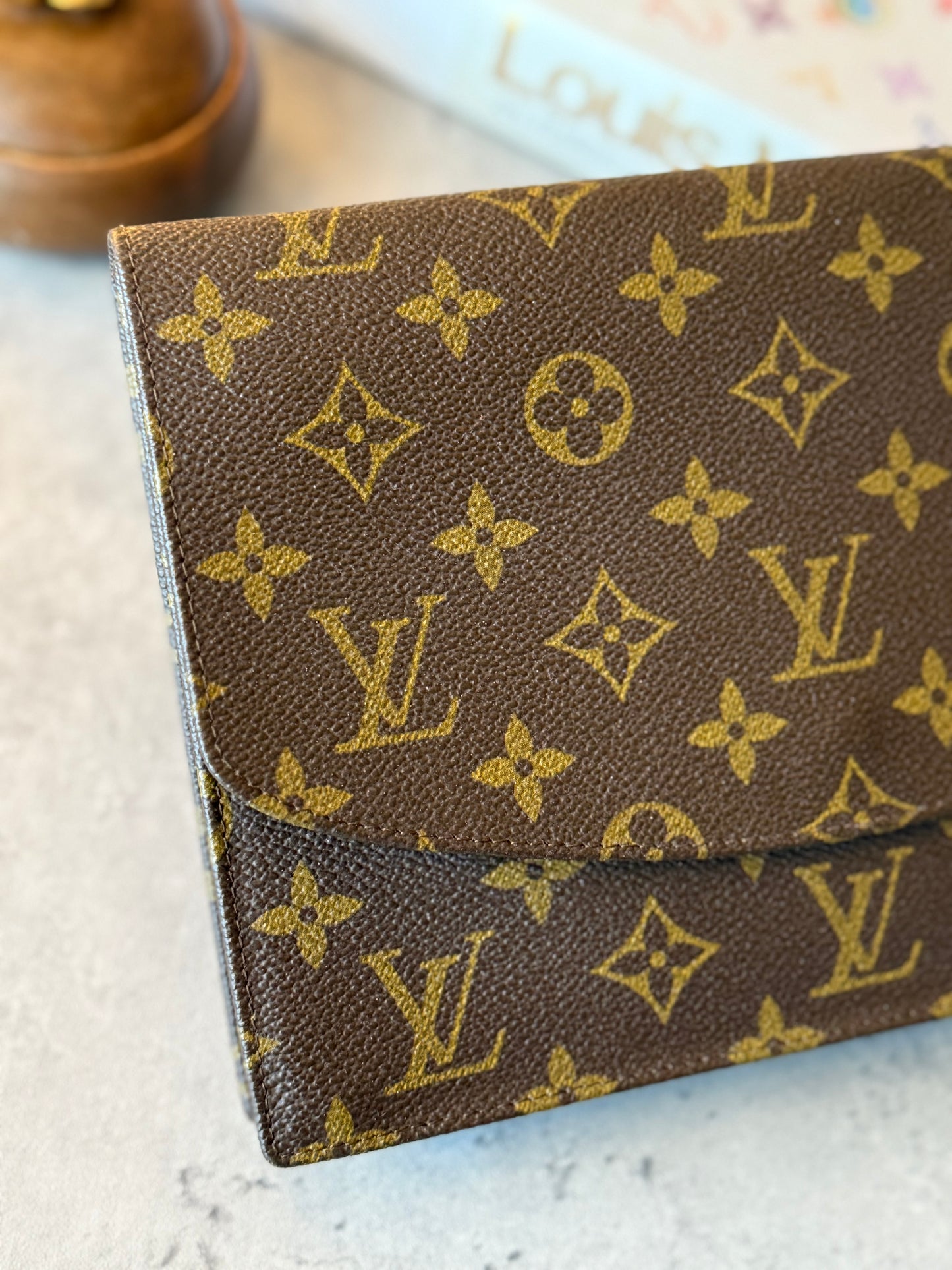 LV Rabat 23 Clutch